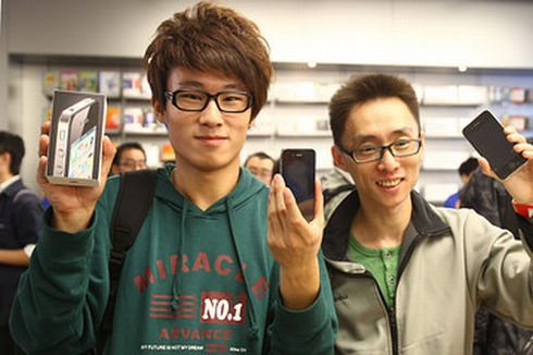 China iPhone 4 Sales