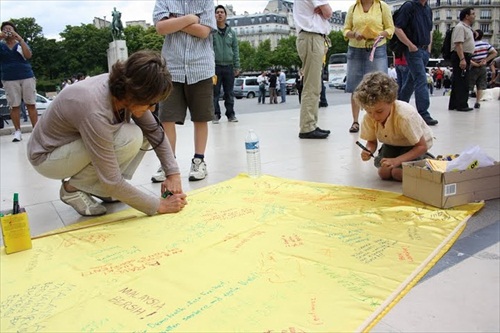 Bersih 2 - Paris, France