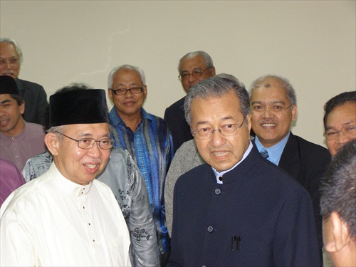 Tengku Razaleigh and Mahathir Mohamad