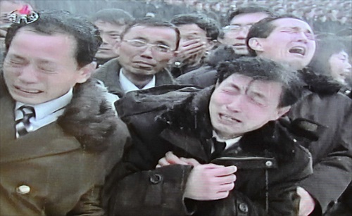 Kim-Jong-Il-Funeral_Weeping_Crowds