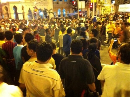 People Flocking to Dataran Merdeka Late Night Friday
