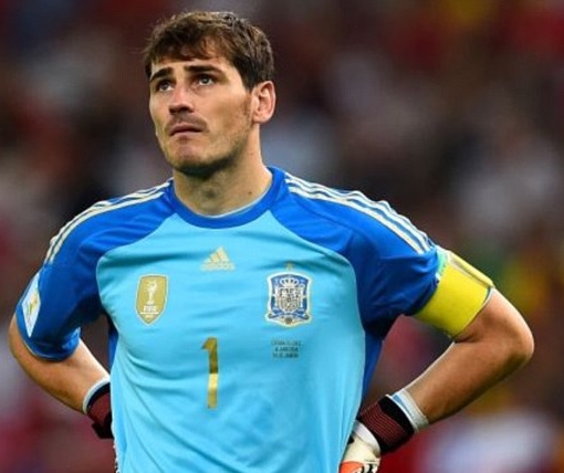 2014 FIFA World Cup - Casillas Dejected