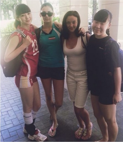 Kazakhstan Sabina Altynbekova - Volleyball Player Babe - pose with team mate wearing casual