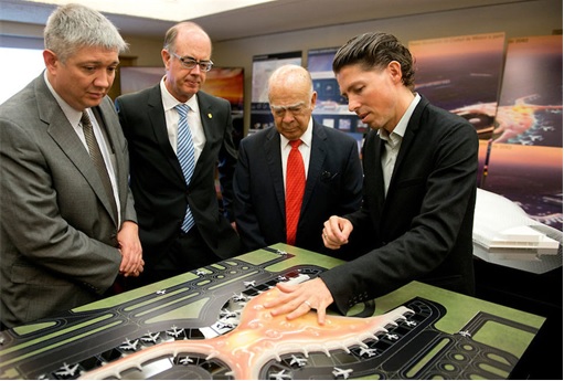 Mexico City New Airport - Fernando Romero Shows The Model