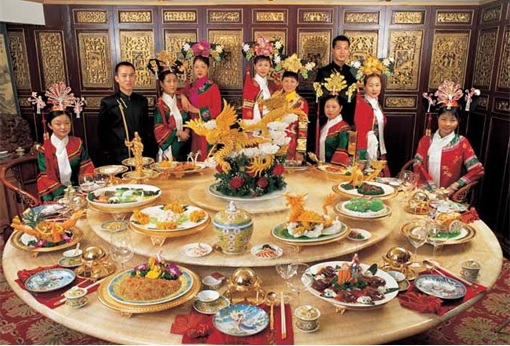 China Anti Corruption - extravagant eating and drinking