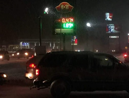 Beacon and Bridge Market in Houghton Lake Michigan - Gasoline Price 47-Cents A Gallon