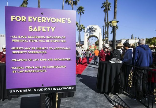 Orlando Florida Disneyland Universal Studio - Safety Announcement
