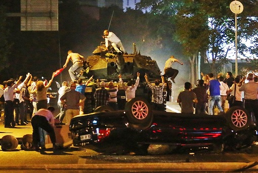 Turkey Military Coup D'état - People Taking Over Military Tank