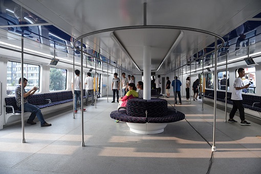 China Transit Elevated Bus TEU - Passengers Inside TEU