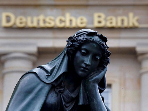 deutsche-bank-crisis-lady-statue