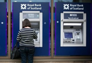 royal-bank-of-scotland-customer-at-atm-machines