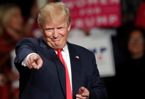 Donald Trump - Entertainer - Pointing Finger at Supporters