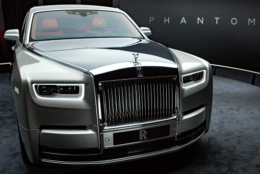 Rolls-Royce Phantom VIII - Exterior Front View