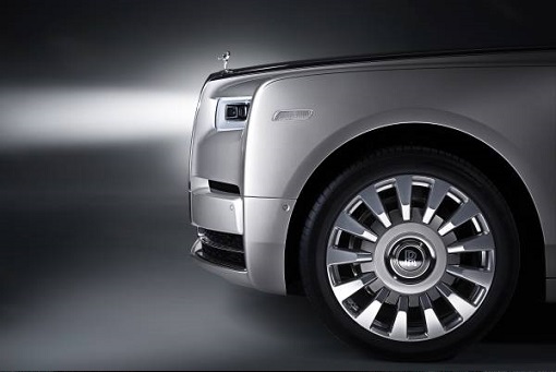 Rolls-Royce Phantom VIII - Silent Seal Tires