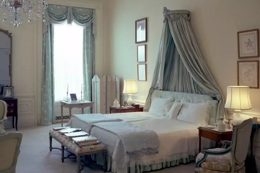 Donald and Melania Trump - Sleep Separately