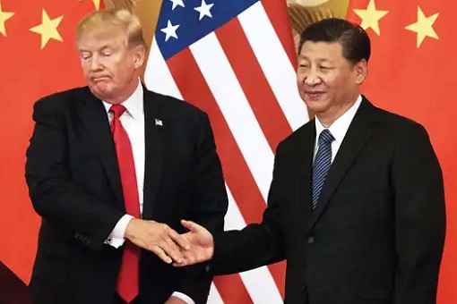 President Donald Trump and President Xi Jinping - Awkward Handshake