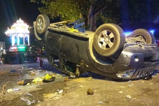 Subang Jaya Sri Maha Marianmman Temple Riot - Car Overturn