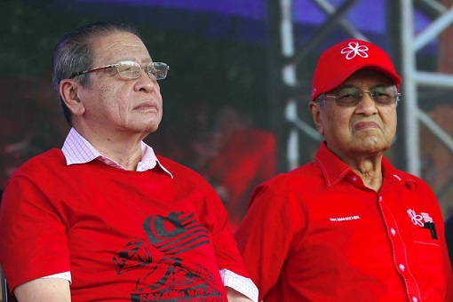 DAP Lim Kit Siang and PPBM Bersatu Mahathir Mohamad