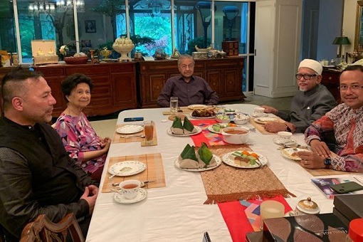Mahathir Mohamad Private Meeting With Hadi Awang