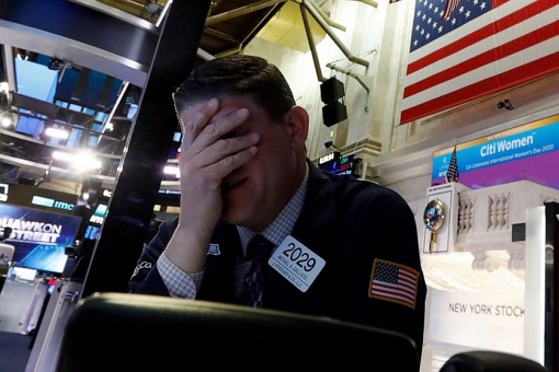 US Stock Market Drops More Than 2000 Points - March 2020