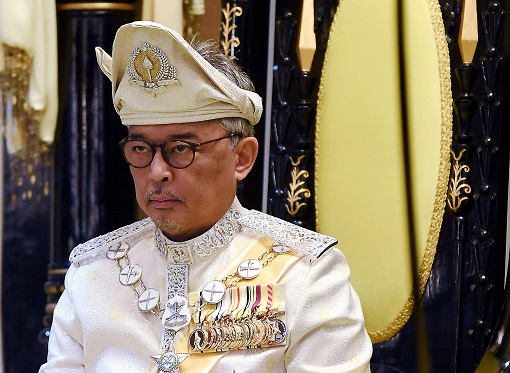 Agong King Sultan Abdullah - White