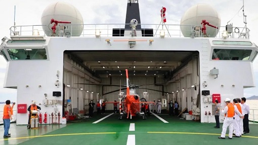 China Launches 10,000-ton Class Maritime Patrol Vessel - Haixun 09 - Helicopter