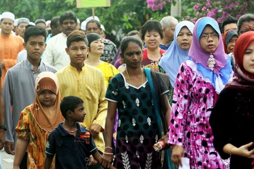 Malaysian Community - Malays, Chinese, Indians