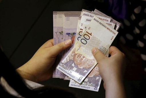 Collect More Money - RM100 Notes