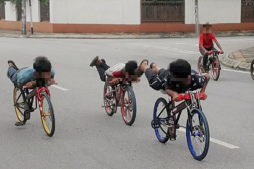 Basikal Lajak - Modified Bicycle - Illegal Riders On The Road