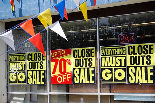 美国经济衰退 - 关闭销售