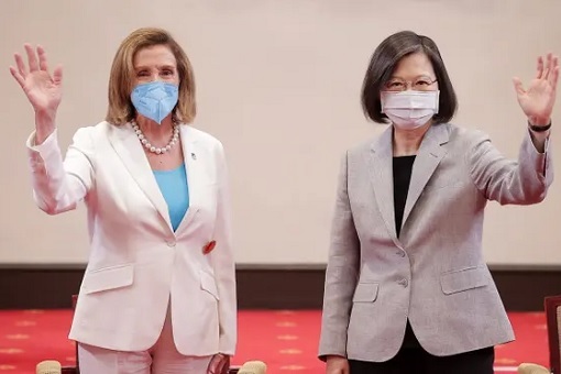 US House Speaker Nancy Pelosi and Taiwanese President Tsai Ing-wen
