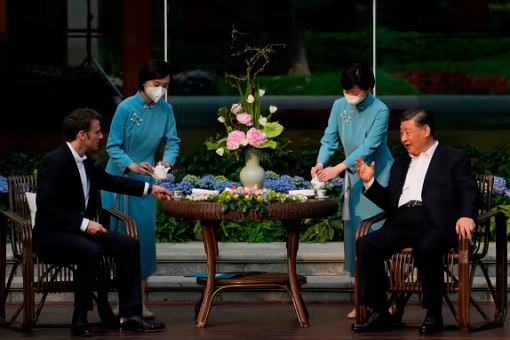 China President Xi Jinping and France Emmanuel Macron - Having Tea