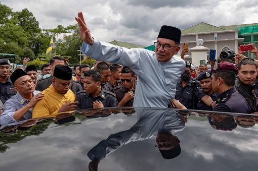 PM Anwar Ibrahim - Popularity