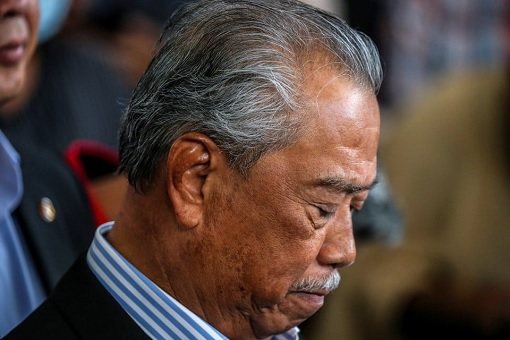 Liar Muhyiddin Claims 80% Voters Support - Prove It By Ordering Hishammuddin To Quit Now & Azmin To Not Run Away