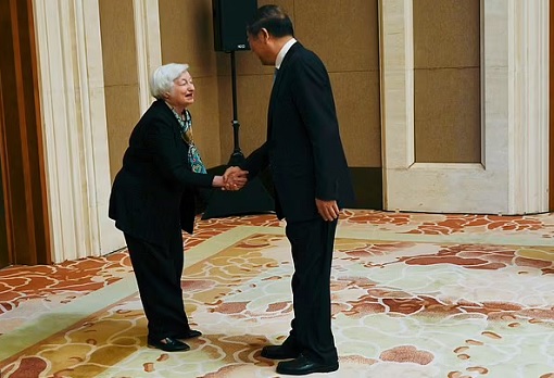 US Treasury Secretary Janet Yellen Bowed To Vice Premier He Lifeng
