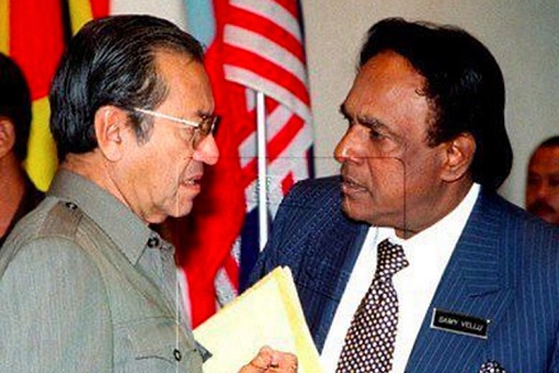 Mahathir Mohamad and Samy Vellu