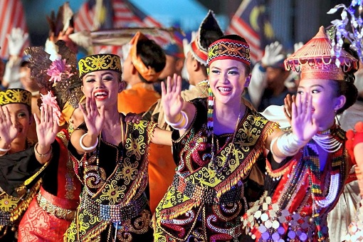 Sarawak Indigeneous Group - Dancing