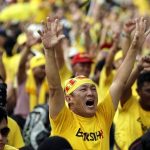 The Chinese!! - The Missing Piece That UMNO-PAS Alliance Desperately Looking For