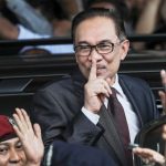 Anwar To Meet King - Here's Why Backdoor PM Muhyiddin & His Gay Blue-Eyed Boy Azmin Are Game Over