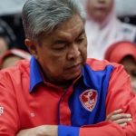 UMNO Falling Apart - Gangster Zahid Is Toast If He Fails To Topple Muhyiddin By Christmas