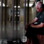 Najib May Not Get His Wish For House Arrest After All - Why UMNO Chicken Out After King's Warning