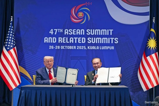 ASEAN Summit 2025 - President Donald Trump and Prime Minister Anwar Ibrahim - Signing