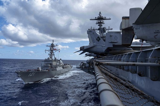 Iran War - US Warships Crossed Strait of Hormuz For First Time - USS Frank E Peterson